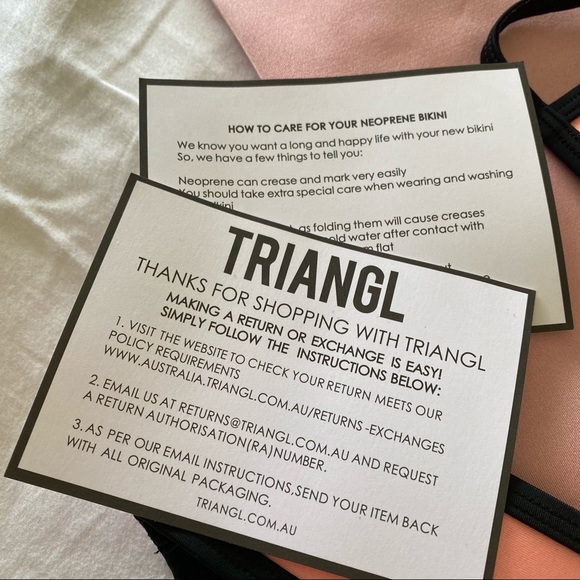 NEW TRIANGL SWIMWEAR BIKINI SWIM SUIT WITH BAG - Picture 4 of 13